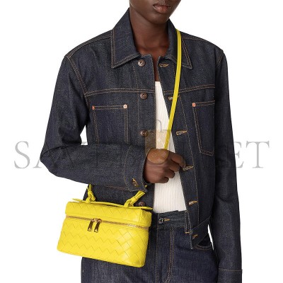 BOTTEGA VENETA BANG BANG 789109V3IV17184 (22*12.5*5cm) BOTTEGA VENETA BANG BANG 789109V3IV17184 (22*12.5*5cm)